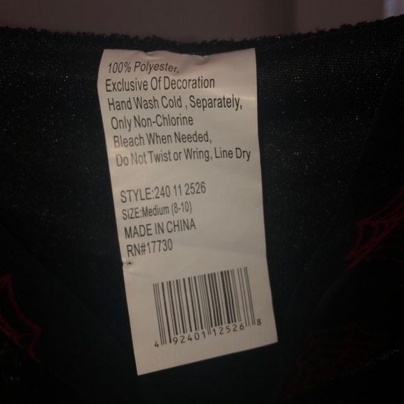 Vampire witch Halloween costume - Picture 6 of 6